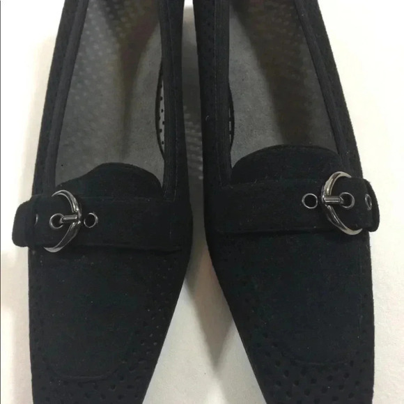 Stuart Weiztman Black Suede Loafer Heels - Picture 2 of 8